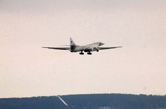 The fully modernized Tu-160M missile carrier bomber performs its first flight with new engines 