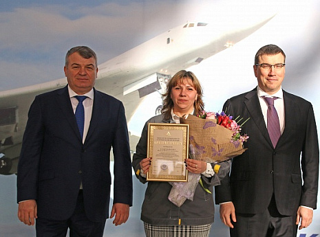 Ministry of Industry and Trade and Rostec leaders personally thank Tupolev PJSC staff for successful Tu-160M flight Ministry of Industry and Trade and Rostec leaders personally thank Tupolev PJSC staff for successful Tu-160M flight