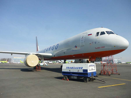 «Трансаэро» получила первый грузовой Ту-204-100С