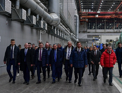 Yuriy Borisov inspects the state defense order progress at KAZ named after S.P. Gorbunov Yuriy Borisov inspects the state defense order progress at KAZ named after S.P. Gorbunov