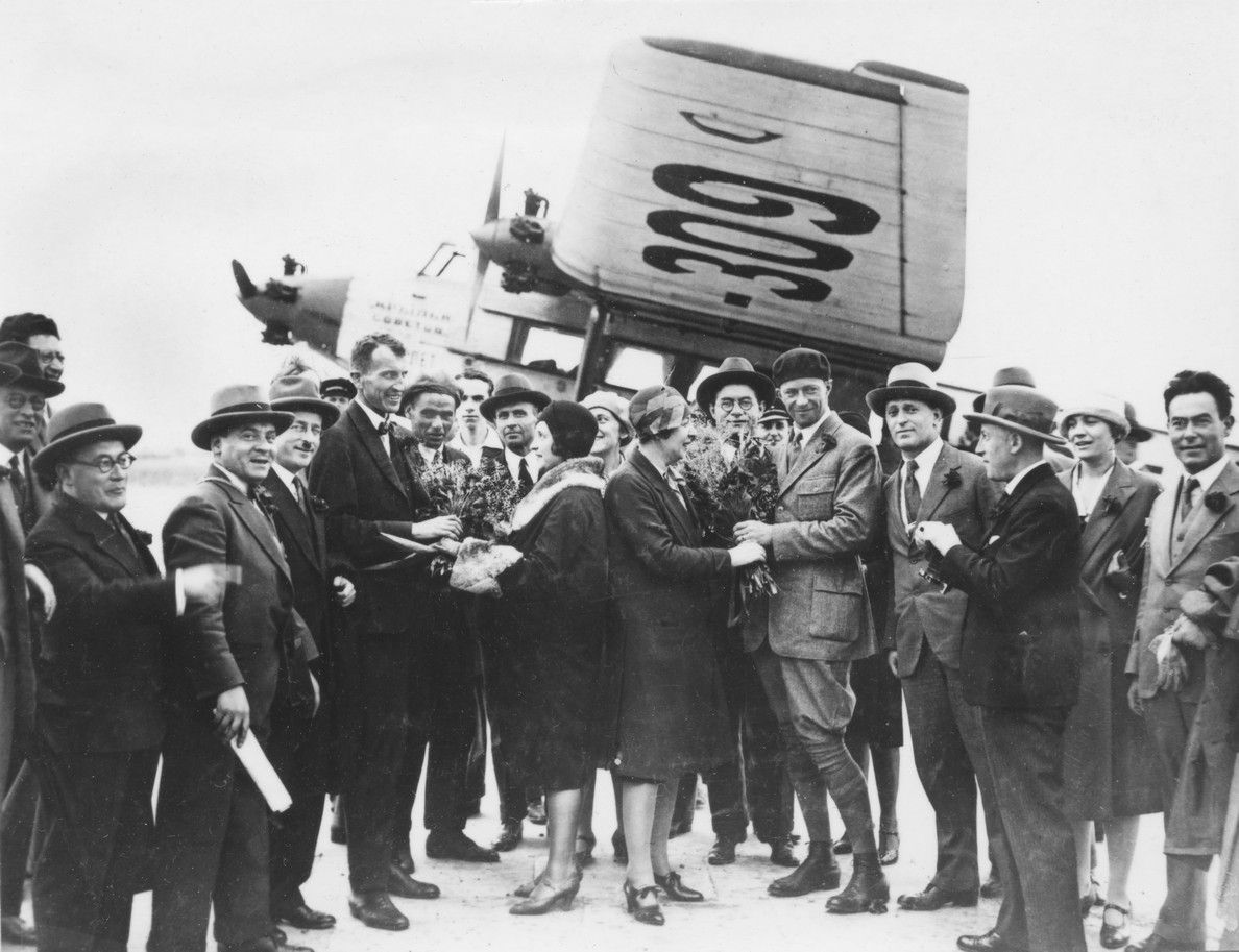 Встреча участников перелета на АНТ-9 на Московском аэродроме, 1929 г.
